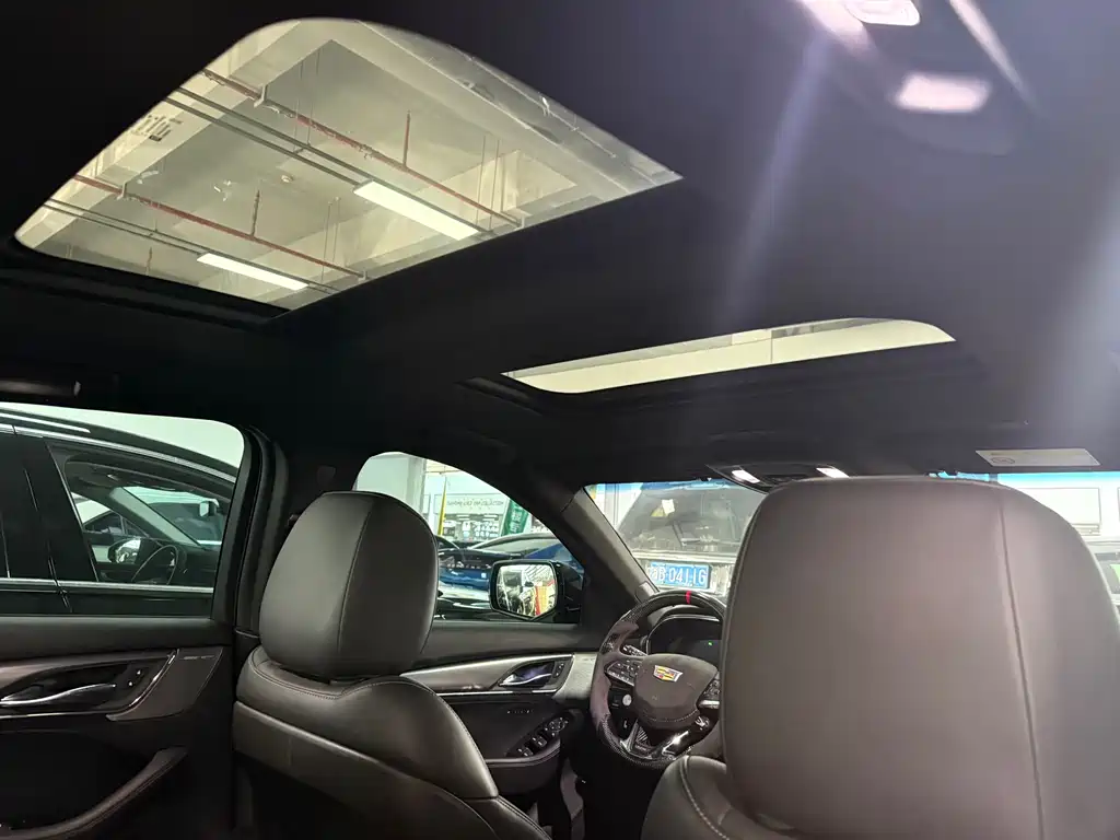 Cadillac CT5 2021 — фото 10