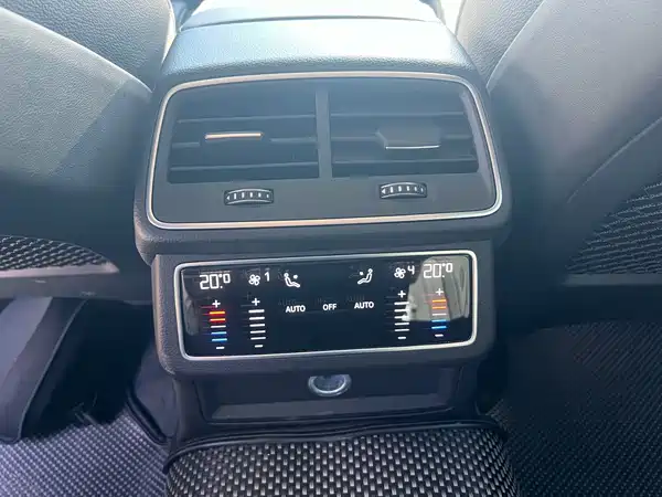 Audi A6L 2020