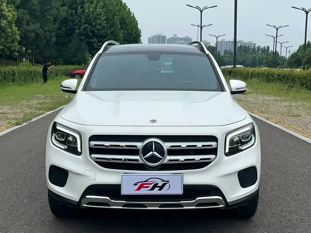 Mercedes-Benz GLB 2022 — фото 2