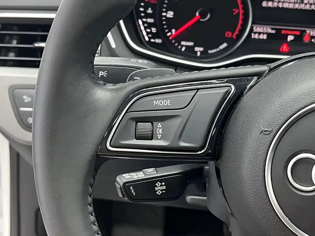 Audi A4L 2018 — фото 28