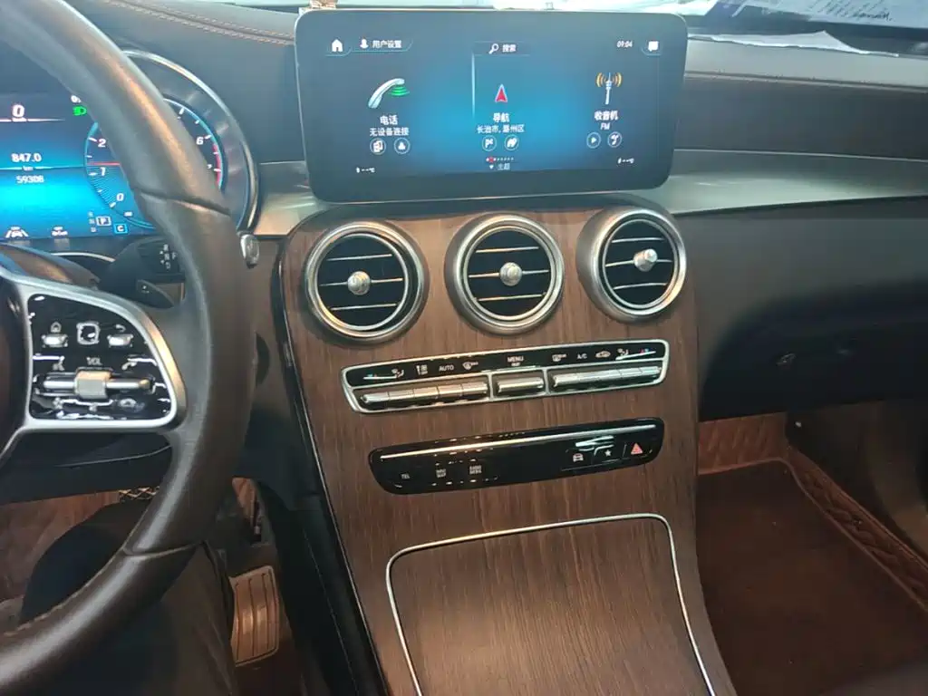 Mercedes-Benz GLC 2021 — фото 13