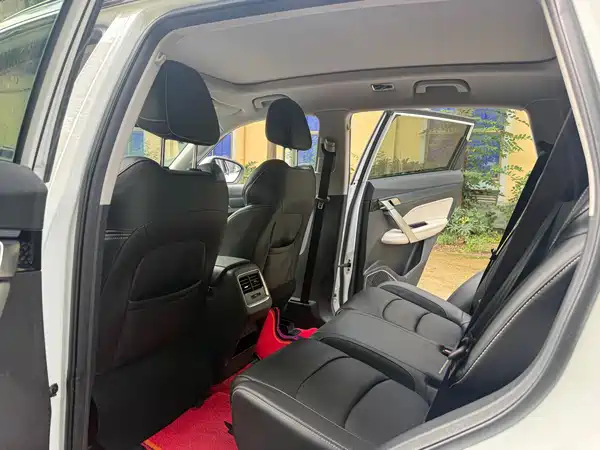 Geely Boyue 2023