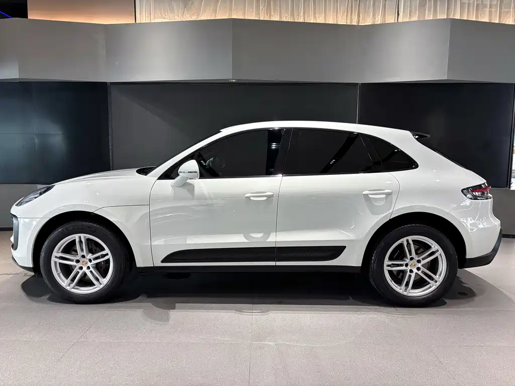Porsche Macan 2022 — фото 4