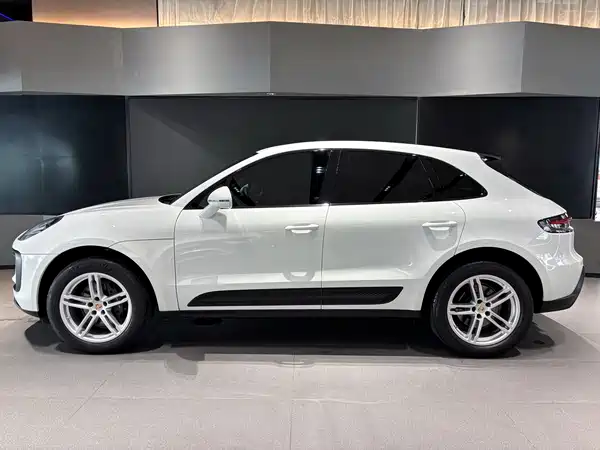 Porsche Macan 2022