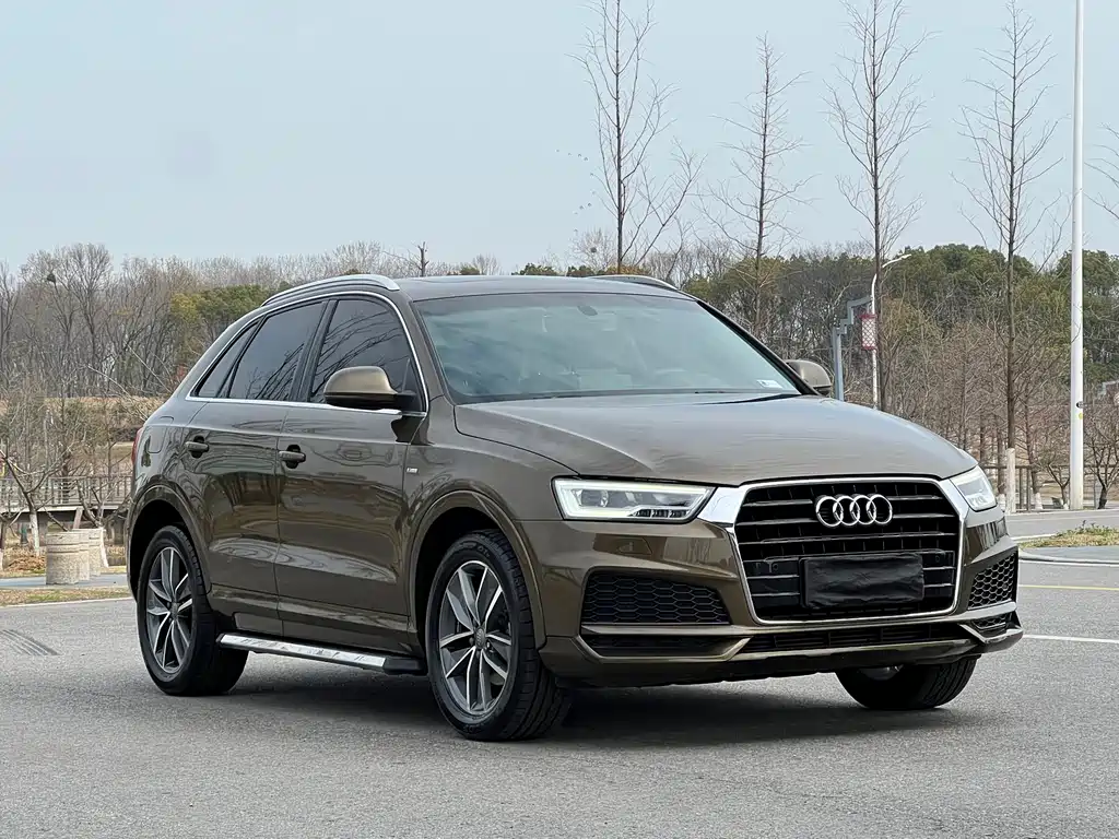 Audi Q3 2018 — фото 2