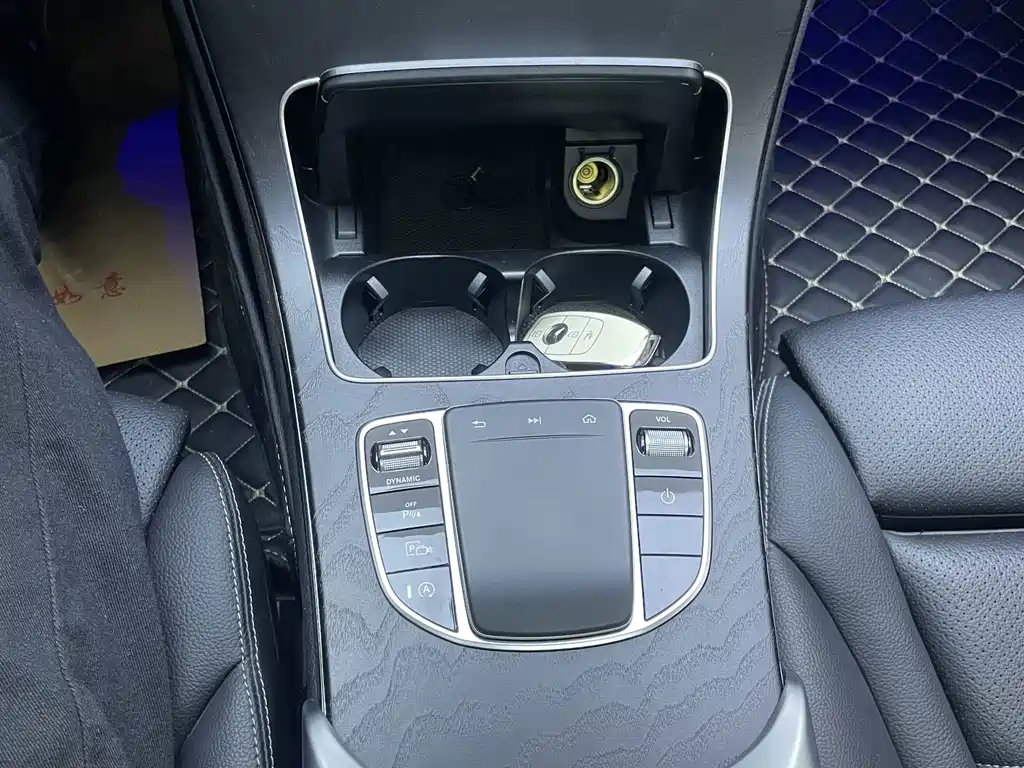 Mercedes-Benz C-Class 2021 — фото 11