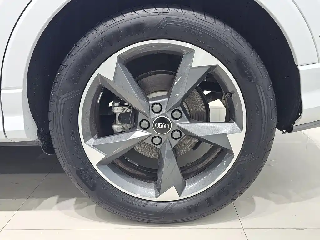 Audi Q3 2023