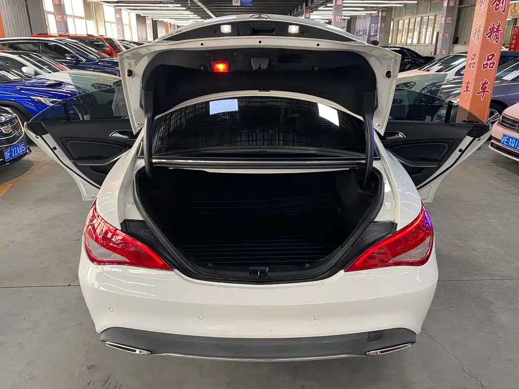 Mercedes-Benz CLA 2018 — фото 13