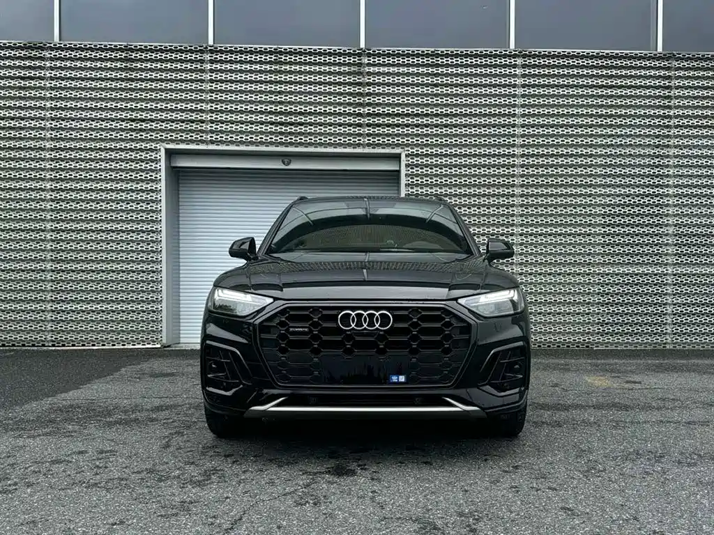 Audi Q5L 2023 — фото 2
