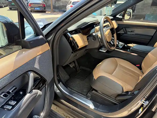 Land Rover Range Rover Sport 2023