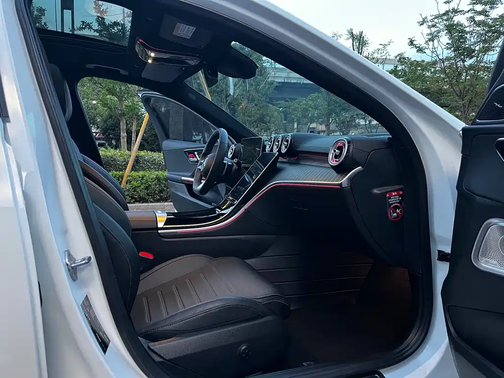 Mercedes-Benz C-Class 2022 — фото 11