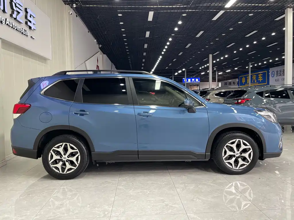 Subaru Forester 2021 — фото 9