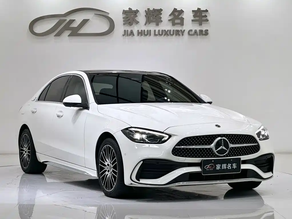 Mercedes-Benz C-Class 2024