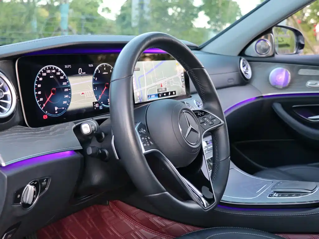 Mercedes-Benz E-Class 2020 — фото 23