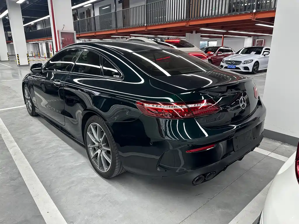 Mercedes-Benz E-Class 2022 — фото 17