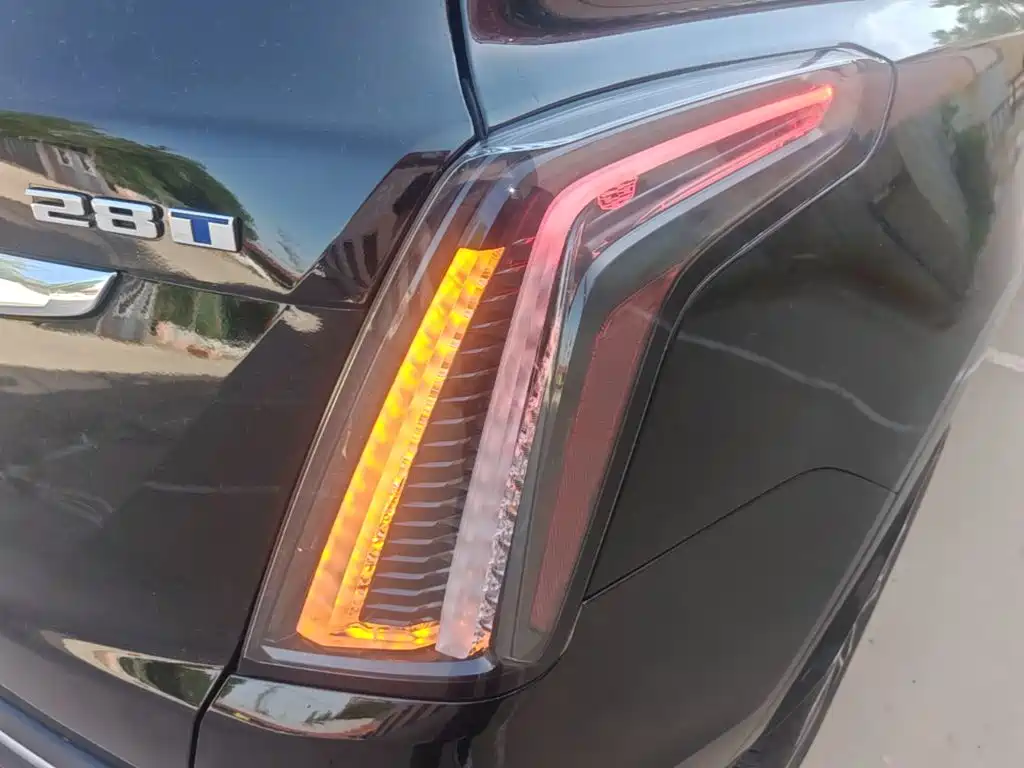 Cadillac XT5 2022 — фото 24