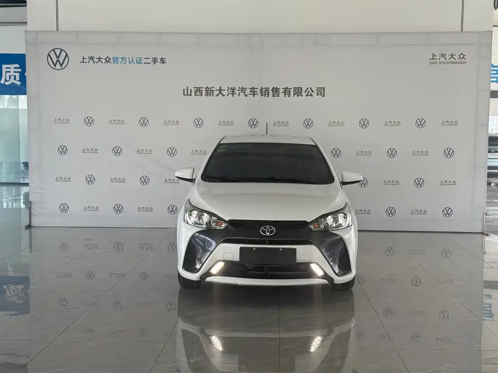 Toyota Yaris L 2018 — фото 2