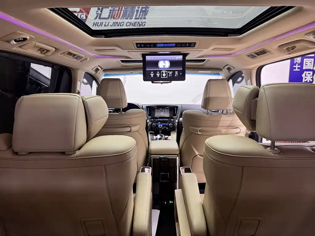 Toyota Alphard 2019 — фото 22