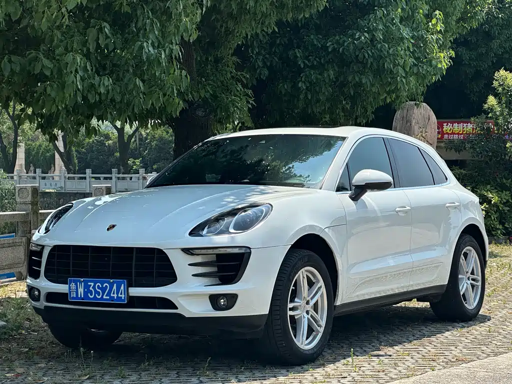 Porsche Macan 2017 — фото 1