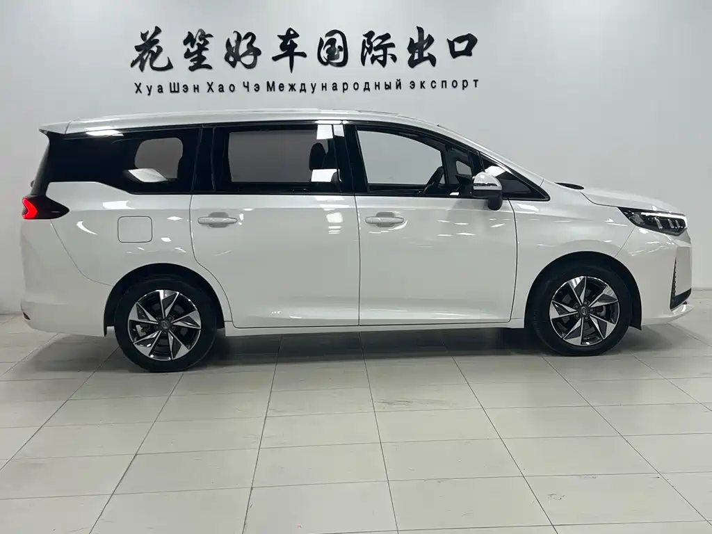 GAC Motor Trumpchi M6 2021 — фото 4