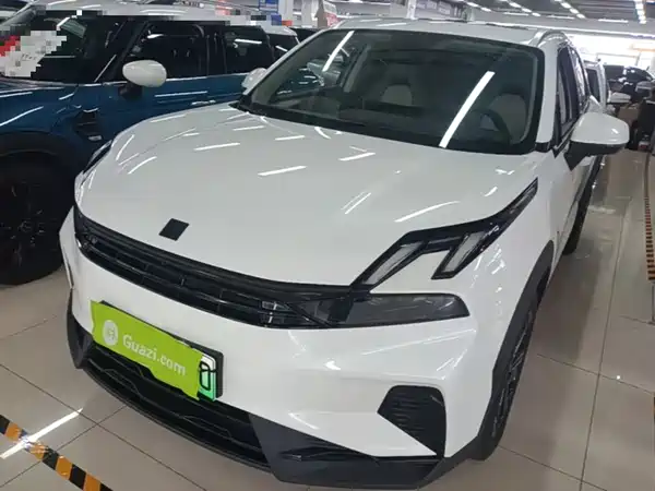 Lynk & Co 06 EM-P 2024