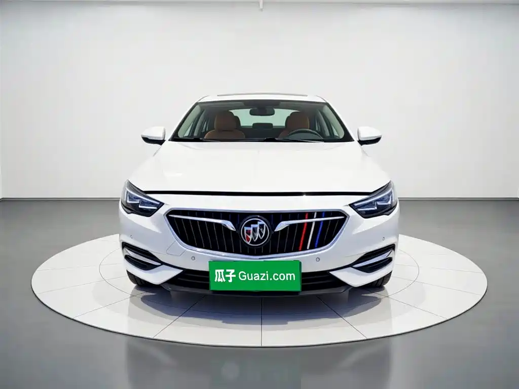 Buick Regal 2020 — фото 2