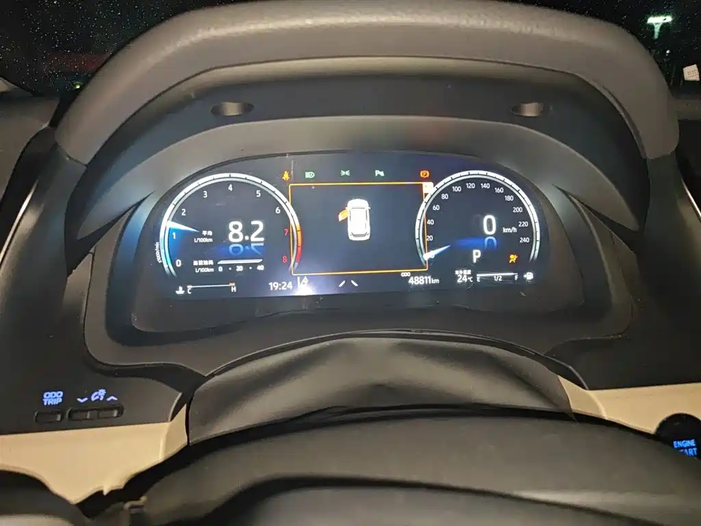 Toyota Camry 2021 — фото 12