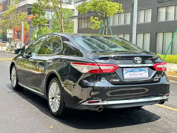 Toyota Camry 2019