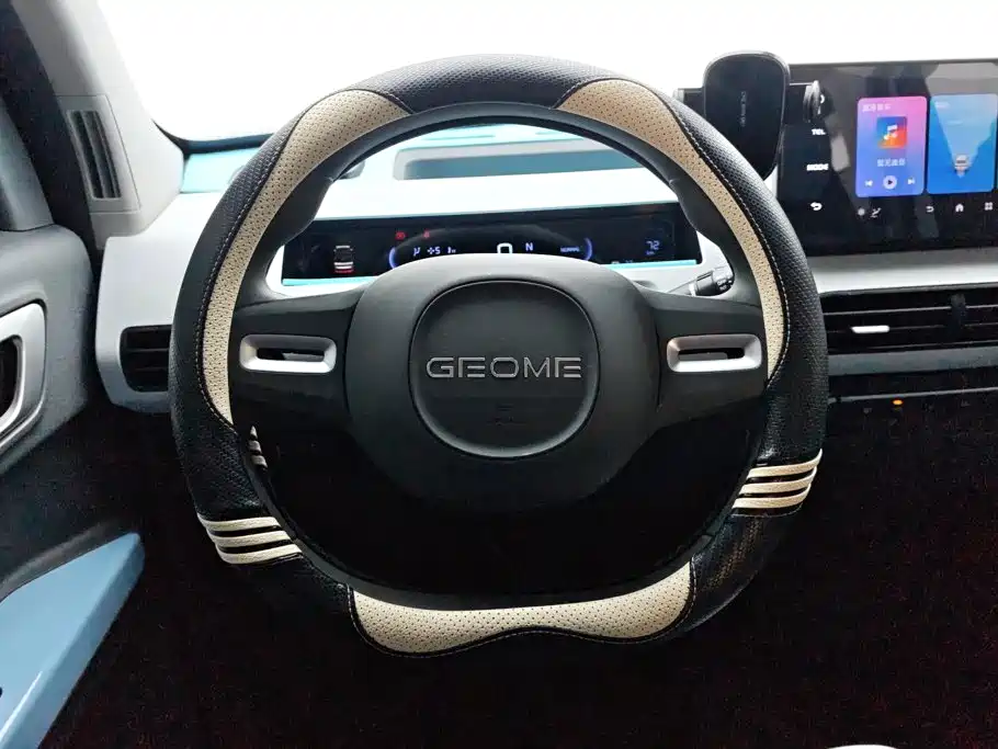 Geely Galaxy Panda 2025 — фото 15