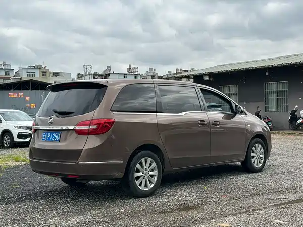 Buick GL8 2019