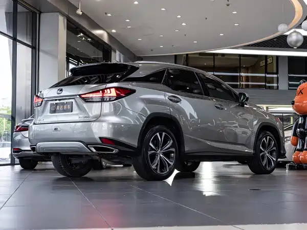 Lexus RX 2020