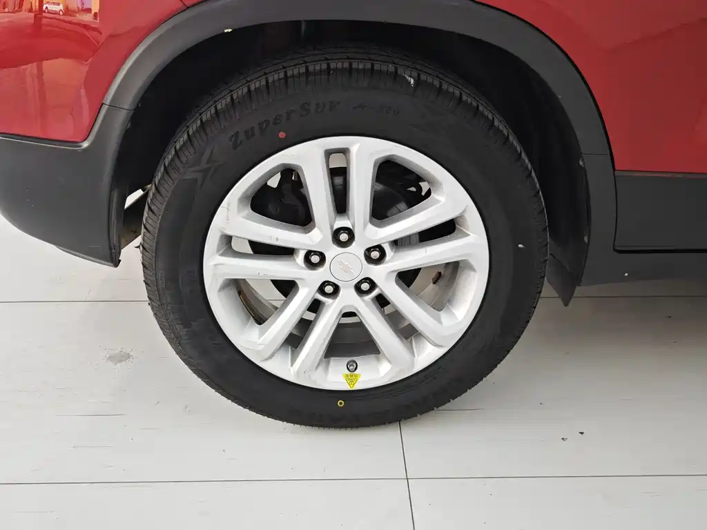 Chevrolet Trax 2017 — фото 17