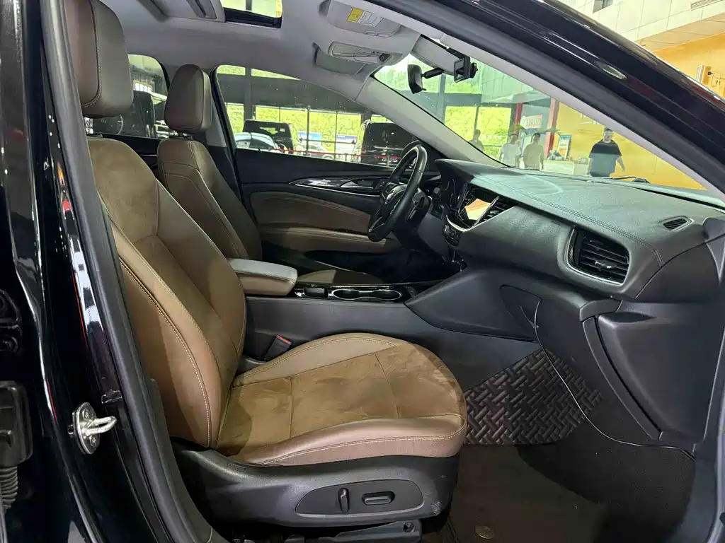 Buick Regal 2022 — фото 10