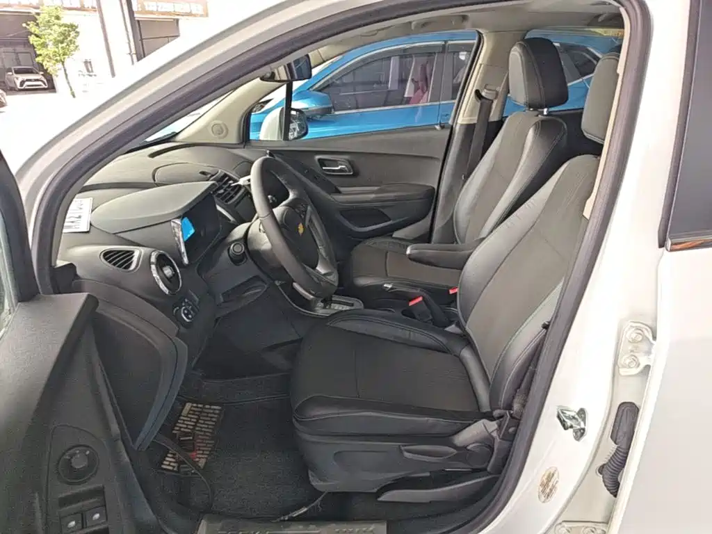 Chevrolet Trax 2015 — фото 15