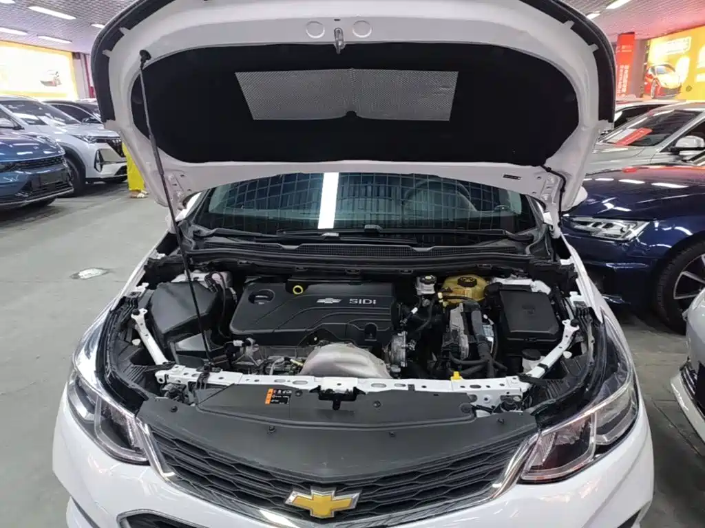 Chevrolet Cruze 2018 — фото 20