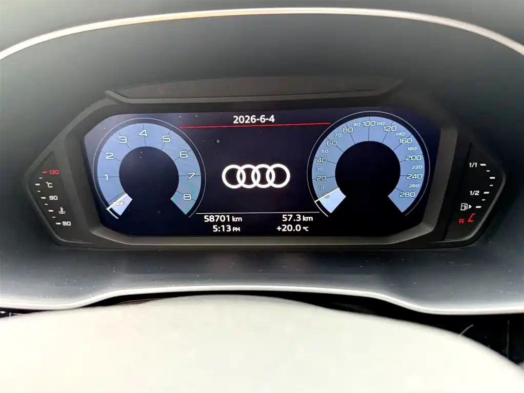 Audi Q3 2021 — фото 3