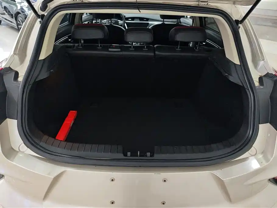 Geely Emgrand GS 2020 — фото 4