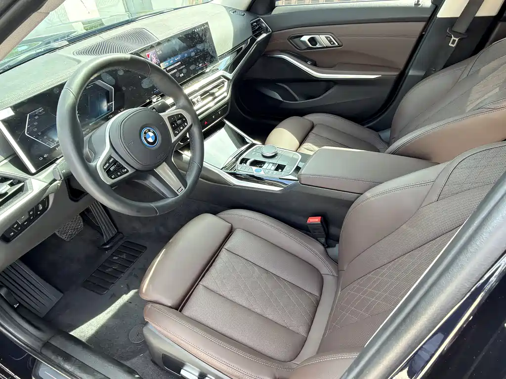 BMW i3 2023 — фото 4