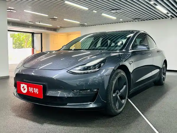 Tesla Model 3 2019