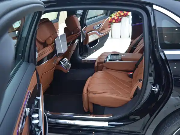 Mercedes-Benz Maybach S-Class 2025