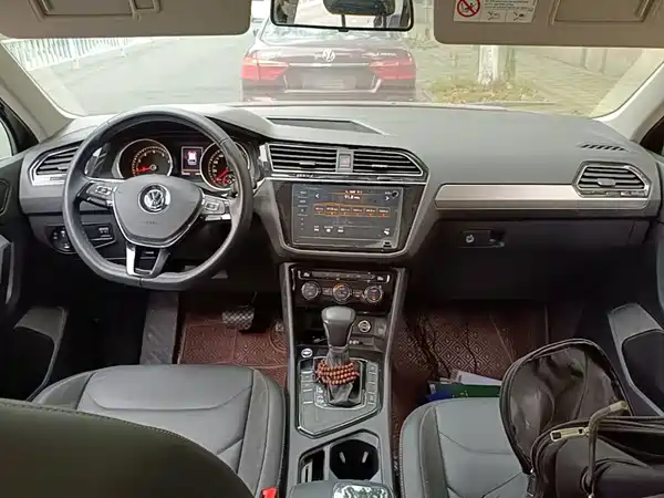 Volkswagen Tiguan L 2020