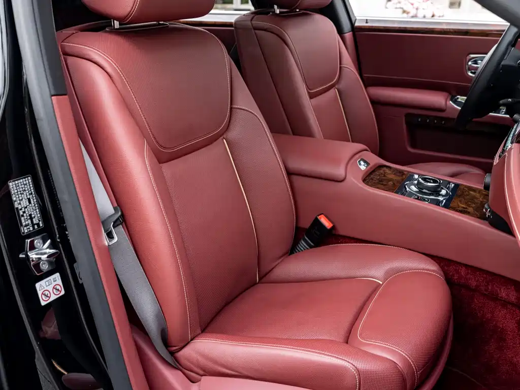 Rolls-Royce Ghost 2019 — фото 19