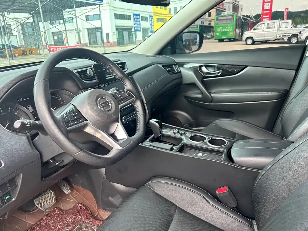 Nissan X-Trail 2023 — фото 12