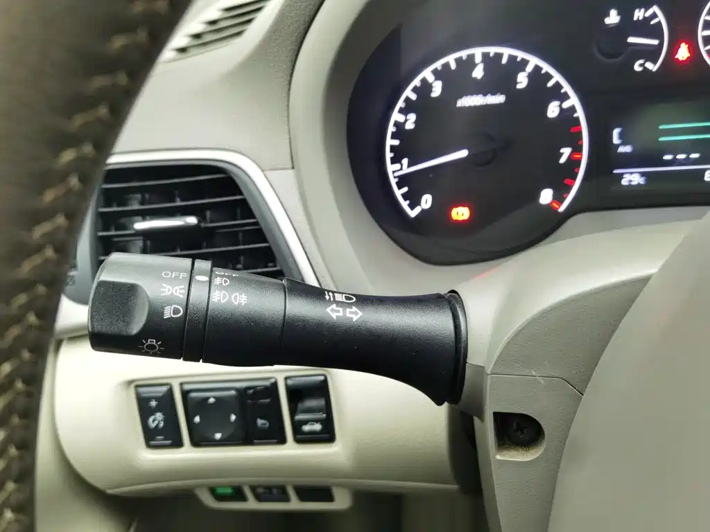 Nissan Sylphy 2013 — фото 21