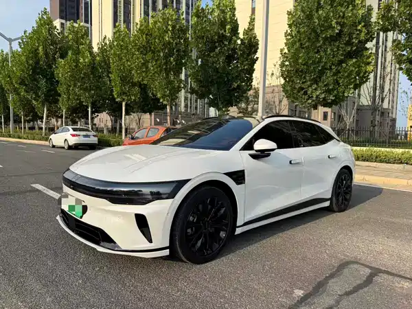 Zeekr 007GT 2025