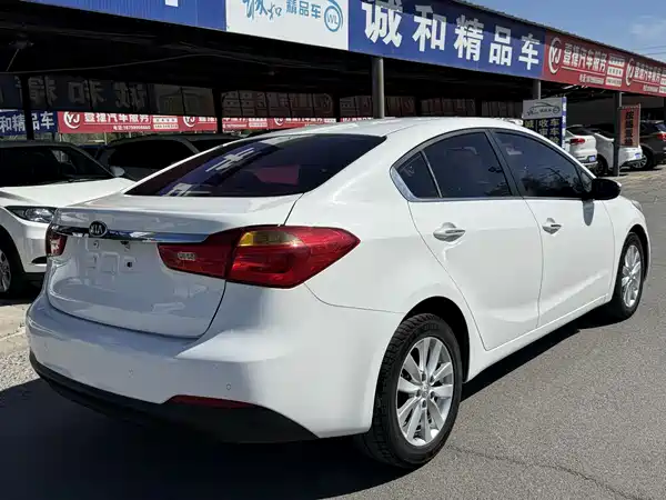 Kia K3 2013