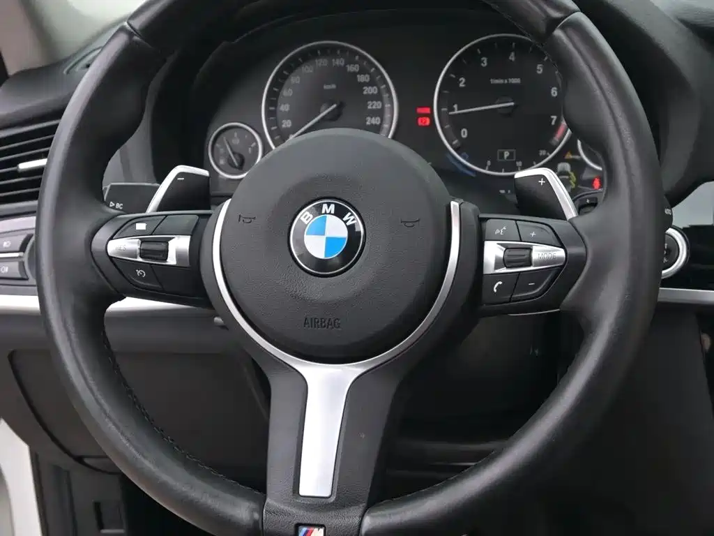 BMW X3 2017 — фото 9