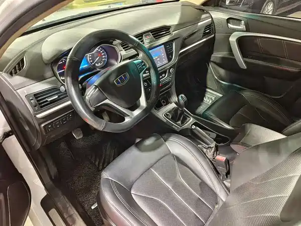 Geely Emgrand 2017