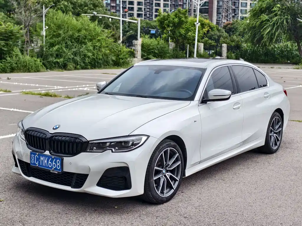 BMW 3 Series 2021