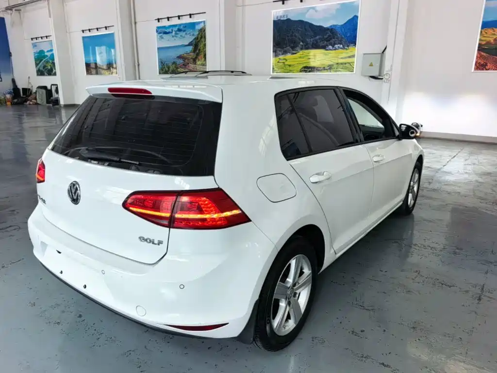 Volkswagen Golf 2016